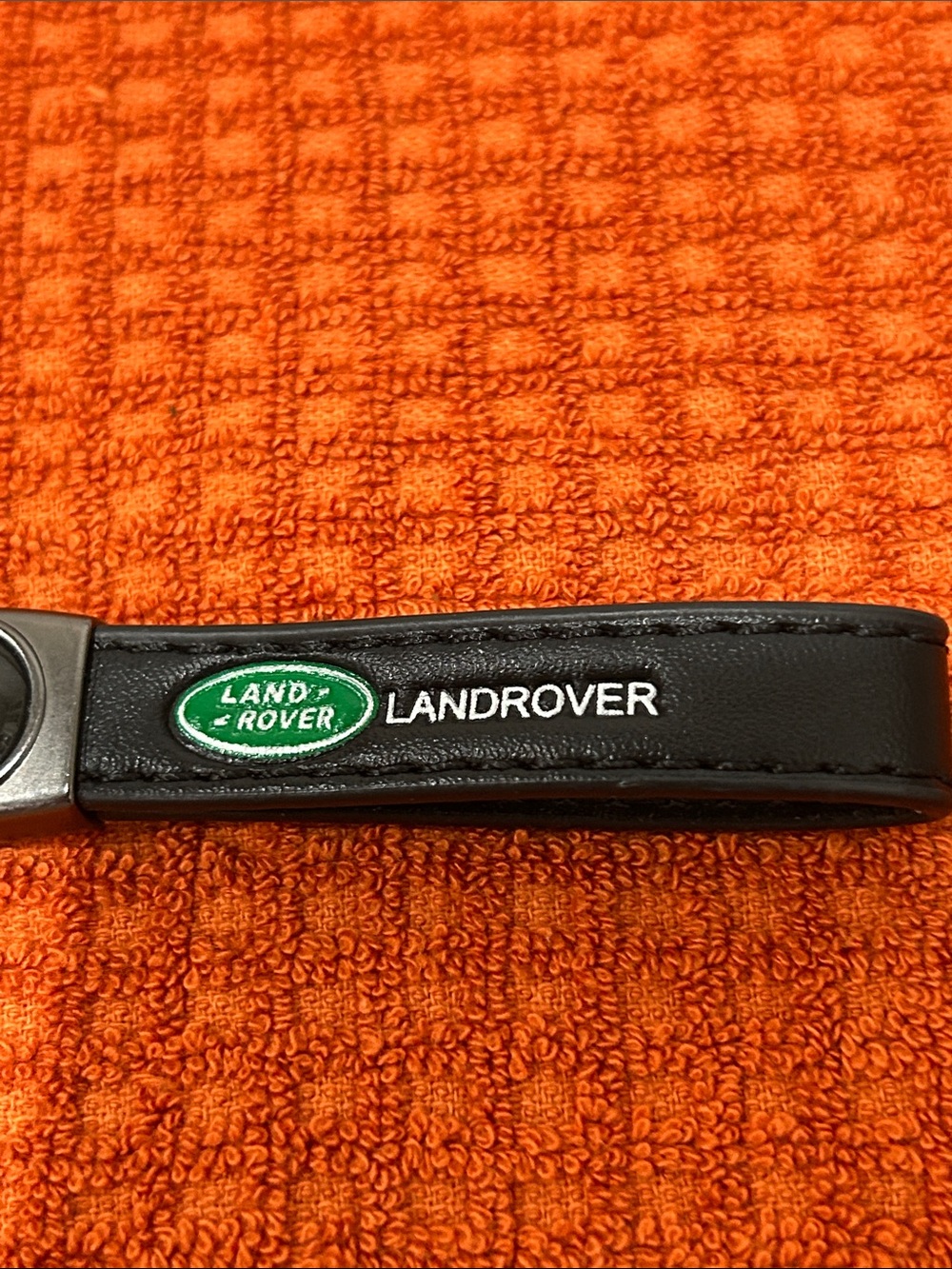 Land Rover Leather Keychain - Picture 4 of 4